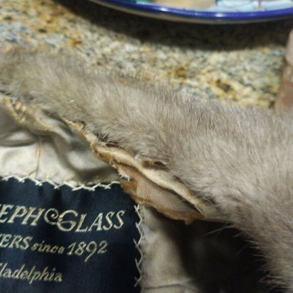 Joseph Glass Furriers Women's Stole Fur Wrap Classic Brown Rustic Shawl - Picture 14 of 16